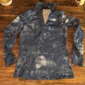 Navy & white spots north face sweater